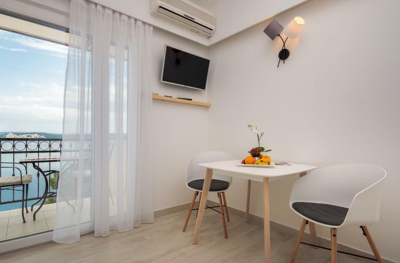 Apartments Panorama Trogir Exterior photo